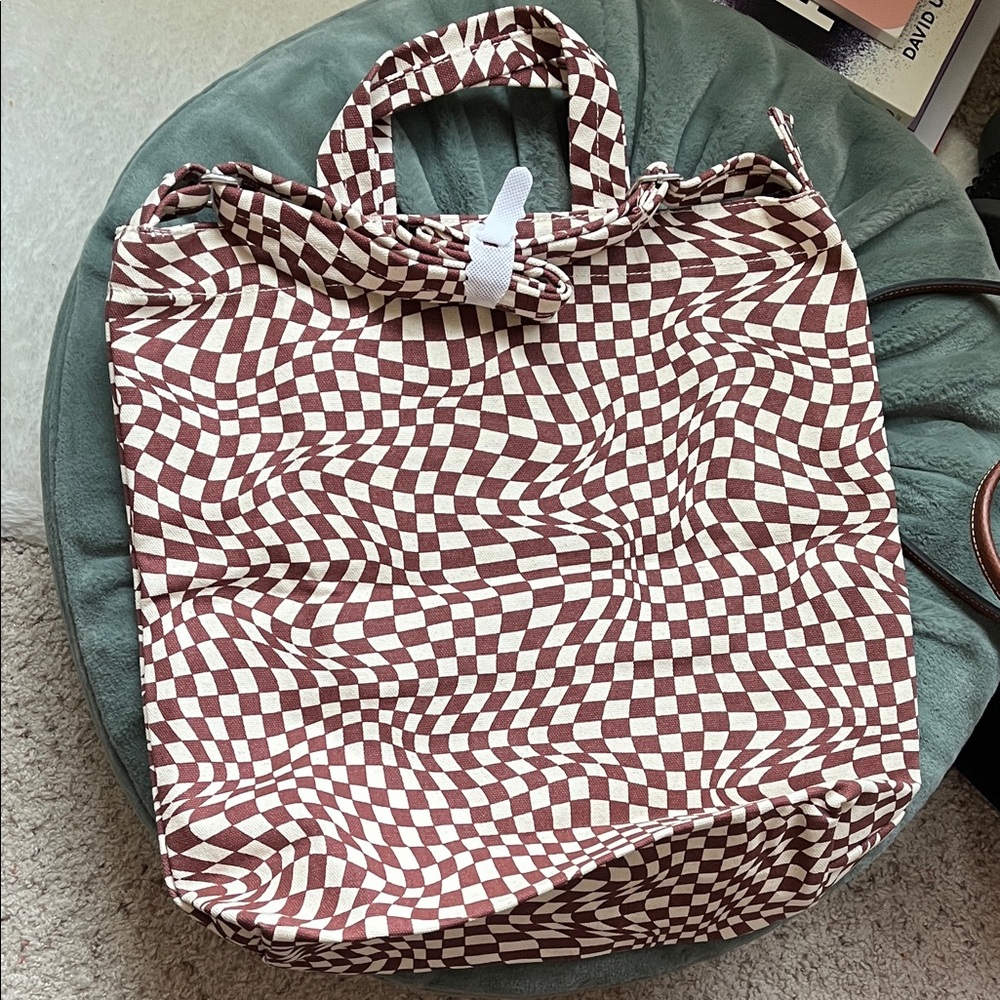 BAGGU duckbag tote Marin trippy checker